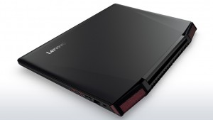 Lenovo Y700 wyposażono w system audio od firmy JBL, która jest specjalistą w swoim fachu